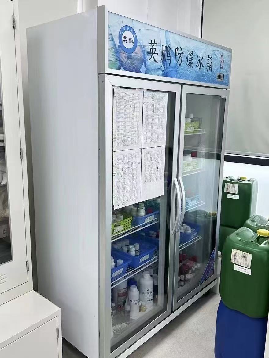上海某实验室复购防爆冰箱安装案例